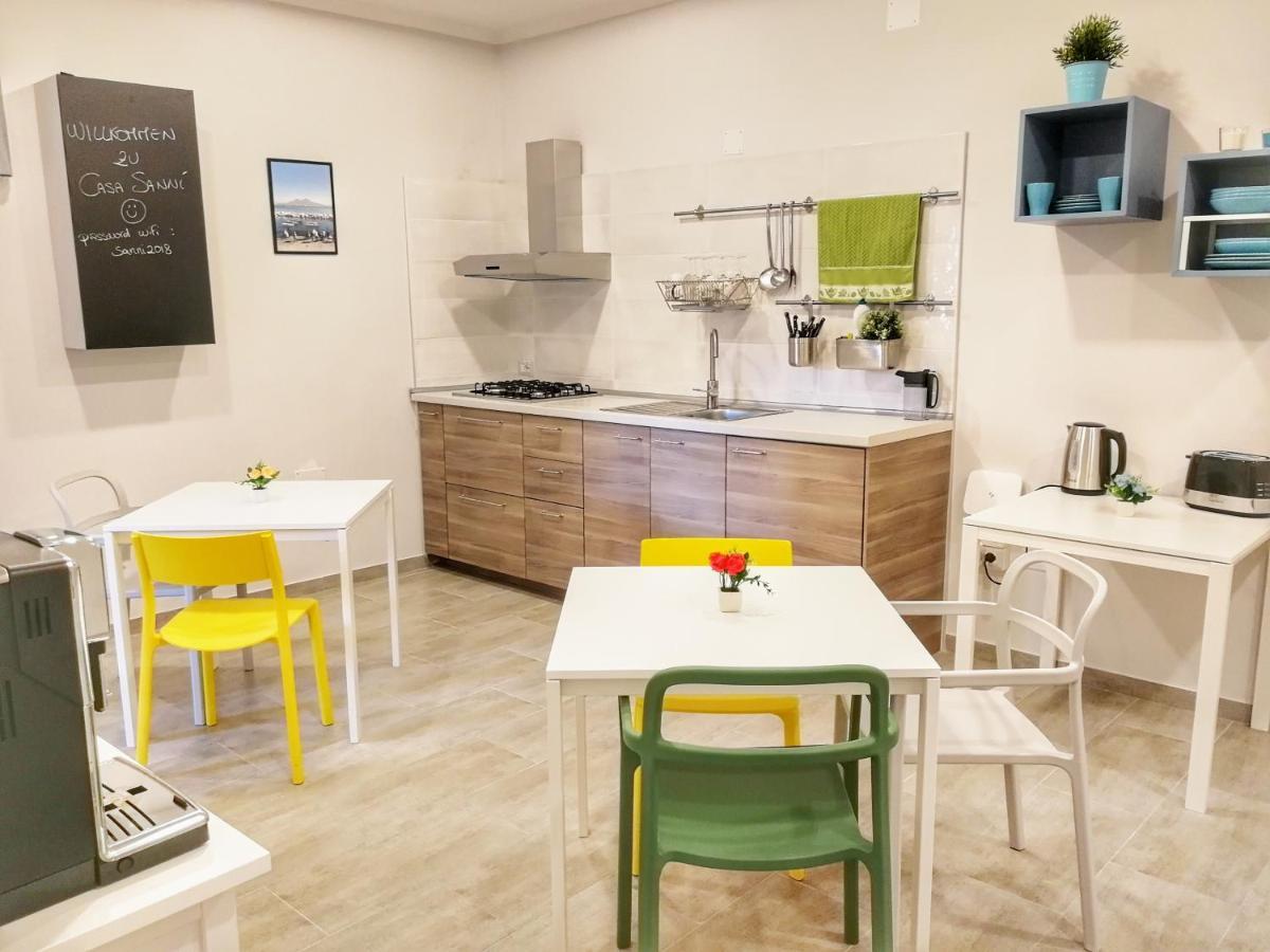 مبيت وإفطار نابولي Casa Sanni المظهر الخارجي الصورة