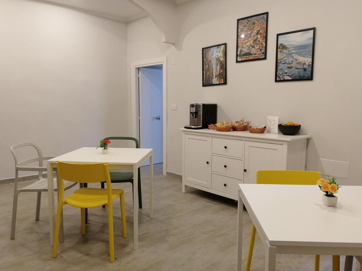 مبيت وإفطار نابولي Casa Sanni المظهر الخارجي الصورة